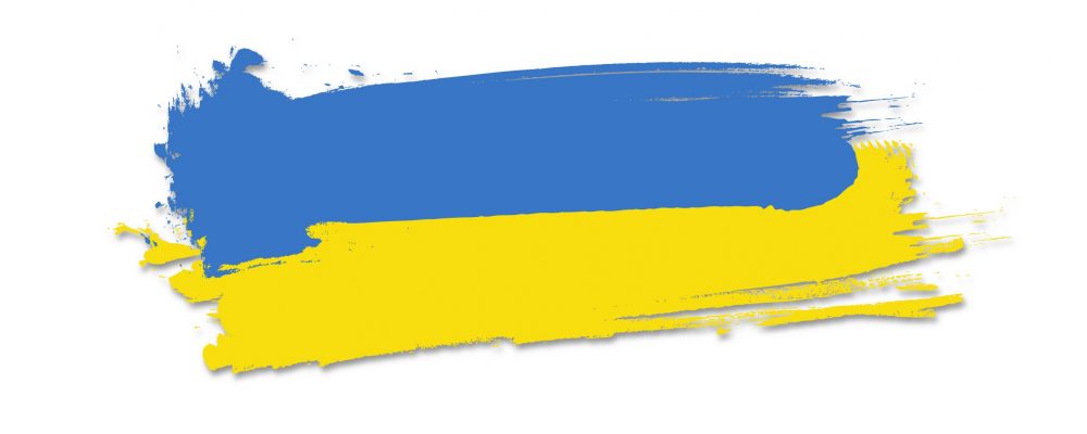 Eine gemalte Ukraine Flagge